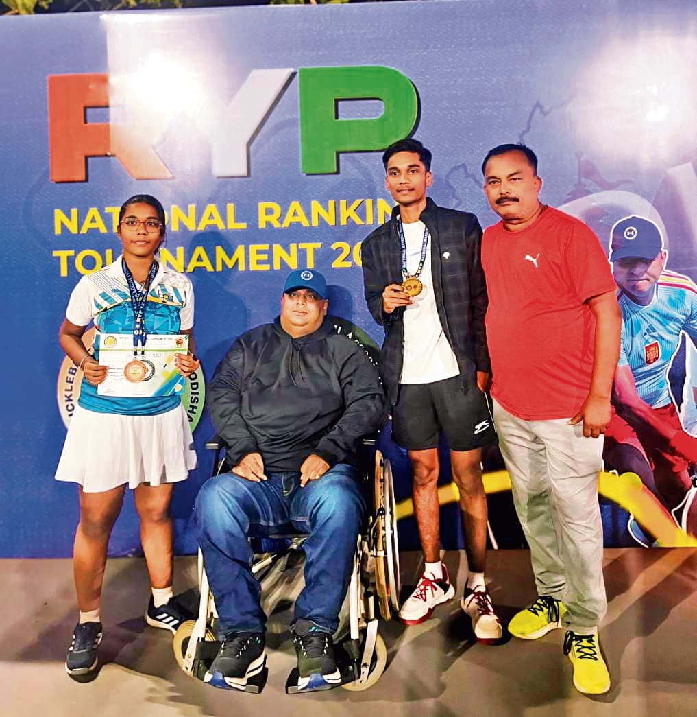 राष्ट्रीय रैंकिंग पिकलबॉल में आदित्य व रितम को स्वर्ण