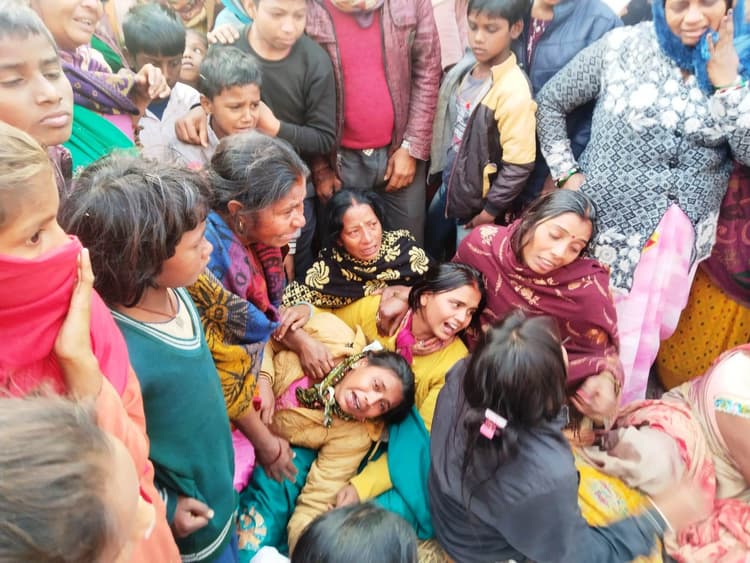 Aurangabad News : युवक की लाठी-डंडे से पीट-पीटकर हत्या