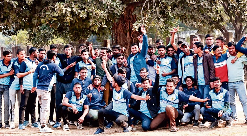 Gaya News : क्विज में राजकीय पॉलिटेक्निक गया ने टिकारी को दी शिकस्त