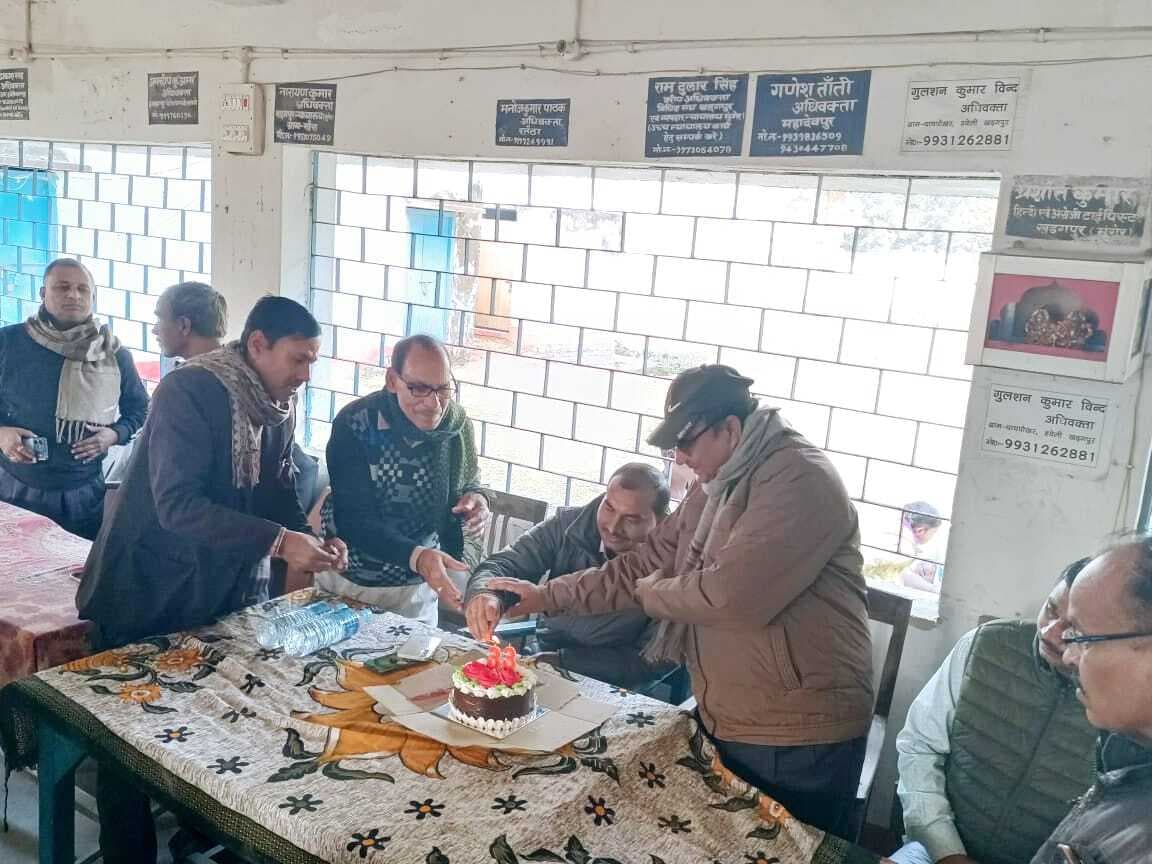 स्थापना के 33 वर्ष बाद भी खड़गपुर में नहीं बना व्यवहार न्यायालय