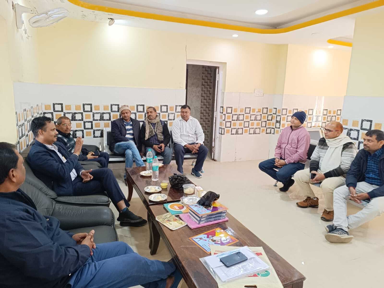 दो लाइनों पर विद्युतीकरण नहीं होने से परेशानी