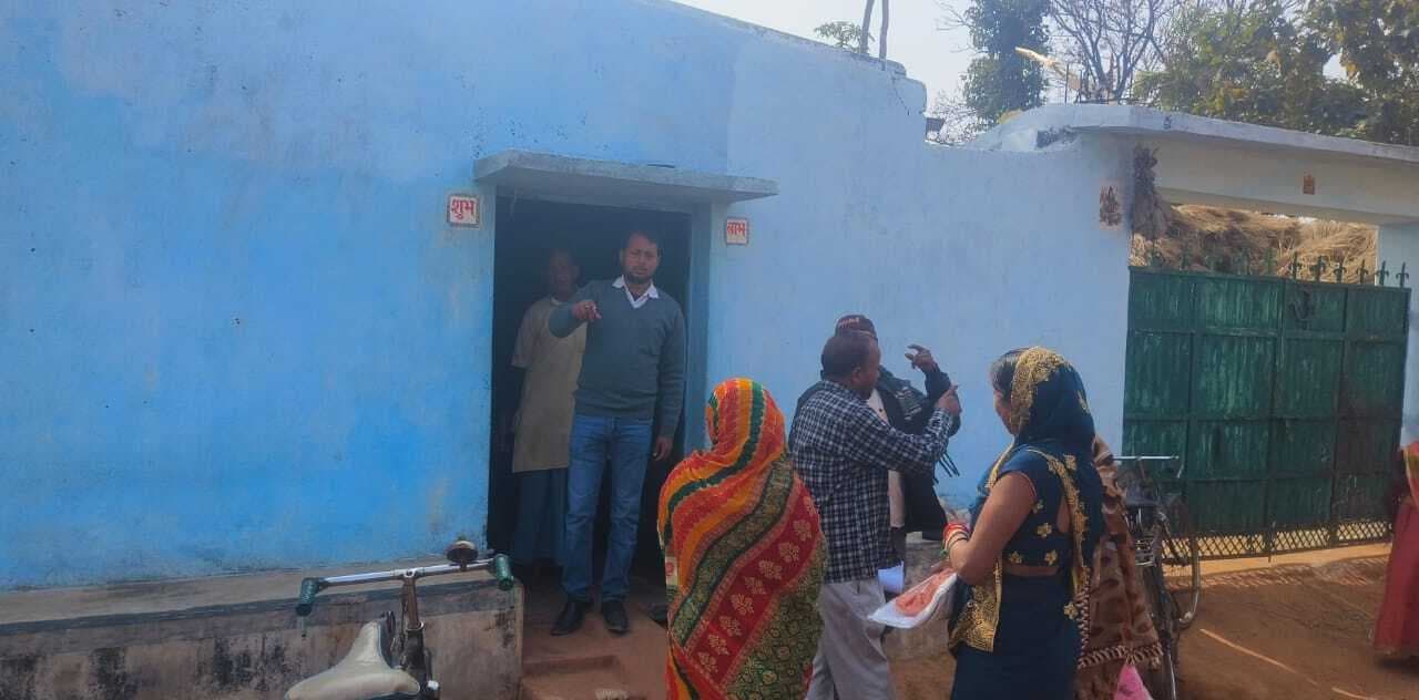 जन वितरण प्रणाली दुकान की जांच में मिली कमियां