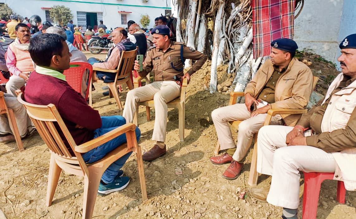 Gopalganj News : शिक्षक हत्याकांड में मुखिया समेत तीन गिरफ्तार, दो की तलाश जारी