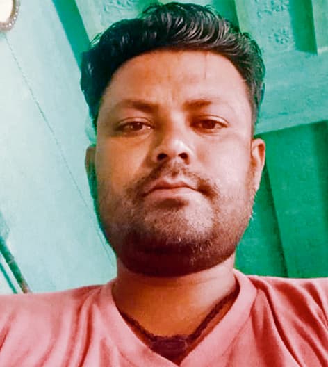 Chhapra News : गुजरात में नगरा के युवक की दो मंजिला छत से गिरने से हुई मौत