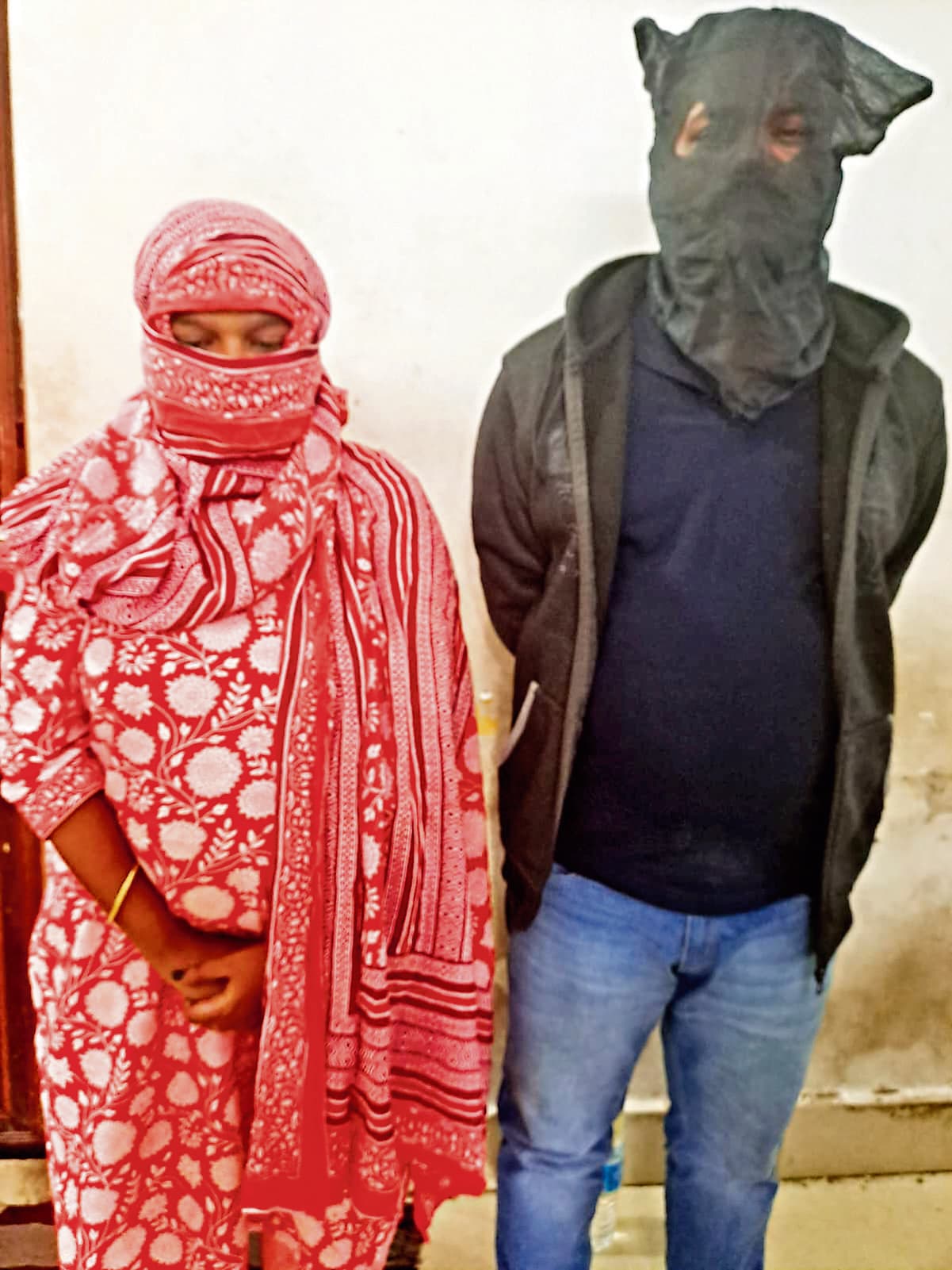 Rourkela News: कोर्ट में नौकरी दिलाने का झांसा देकर 20 लाख की ठगी की, दंपती गिरफ्तार