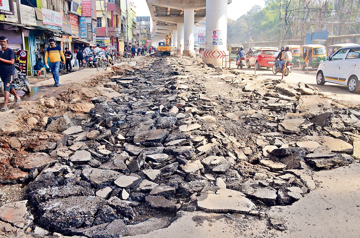 Ranchi News: जाम से कराह रहा रातू रोड, धूल से सांस लेना दूभर