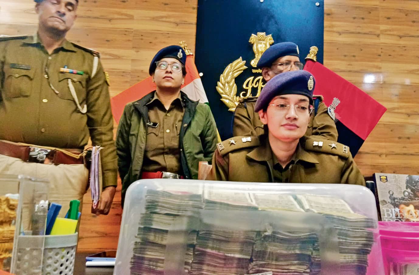 35 लाख ले भागने वाला स्टाफ धराया