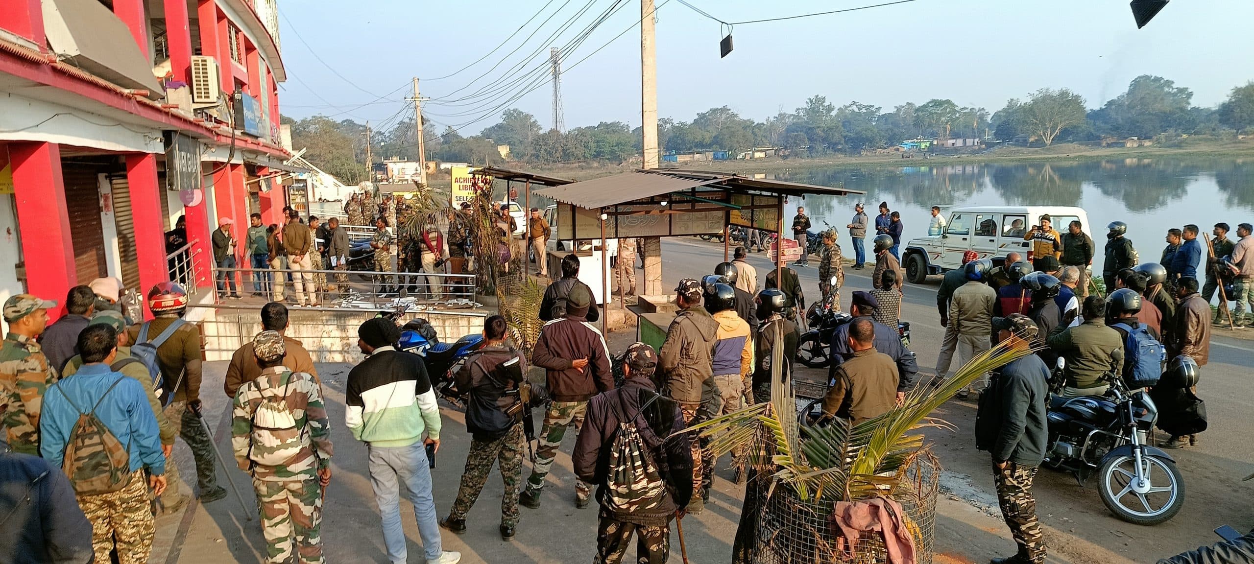 Dhanbad News:कारू के काले साम्राज्य पर गाज, सांसद चंद्रप्रकाश पर भी प्राथमिकी, सीसीटीवी का डीवीआर जब्त