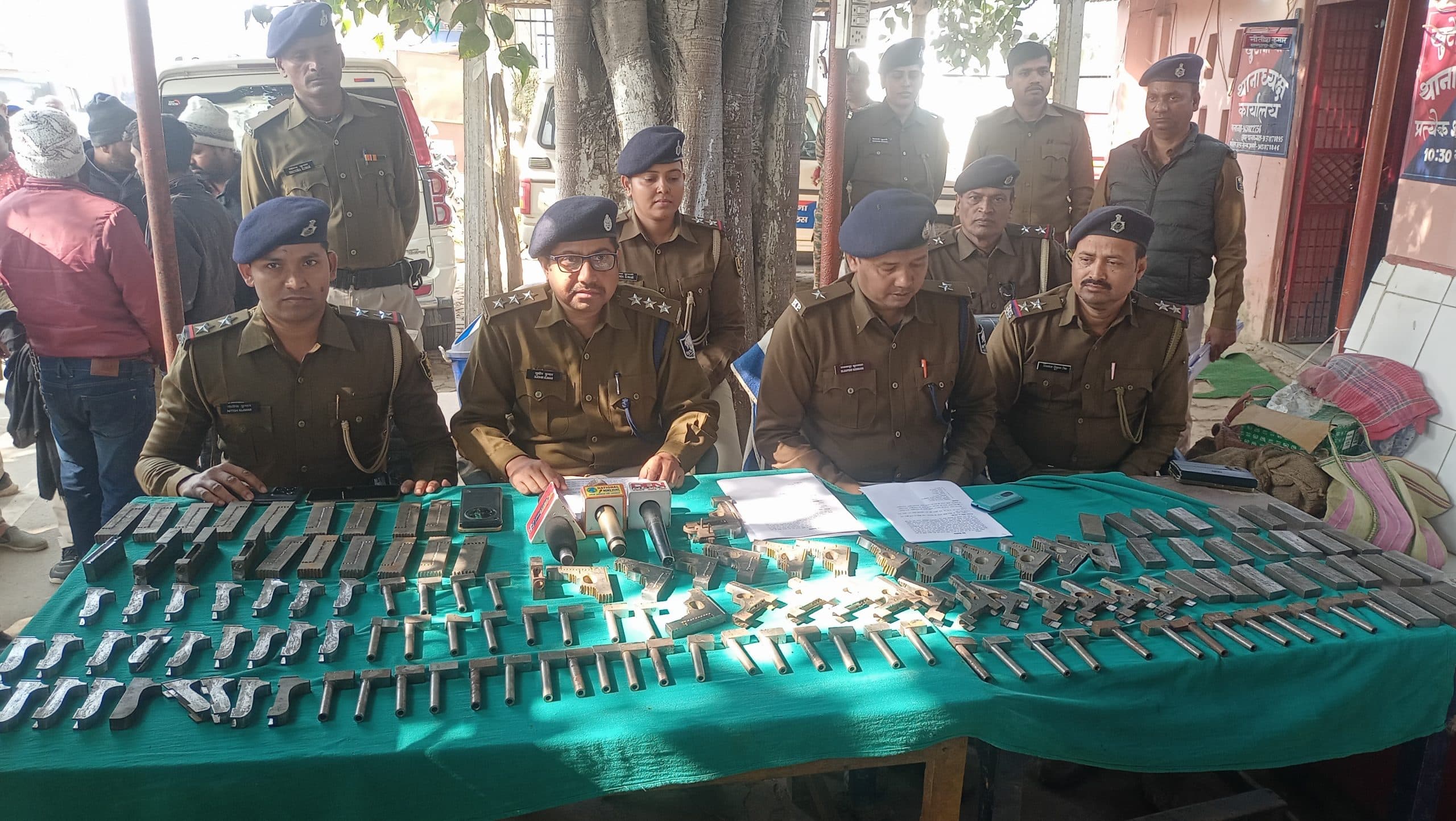 Madhubani News. मिनी गन फैक्ट्री के मास्टरमाडंड बिरजू कई मामले में रहा है  नामजद