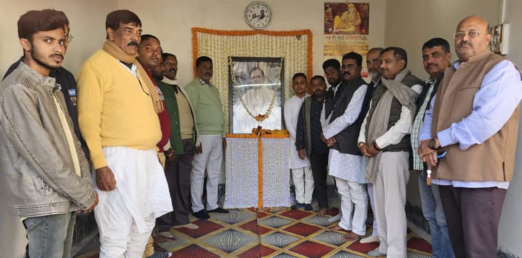 पुण्यतिथि पर याद किये गये शरद यादव