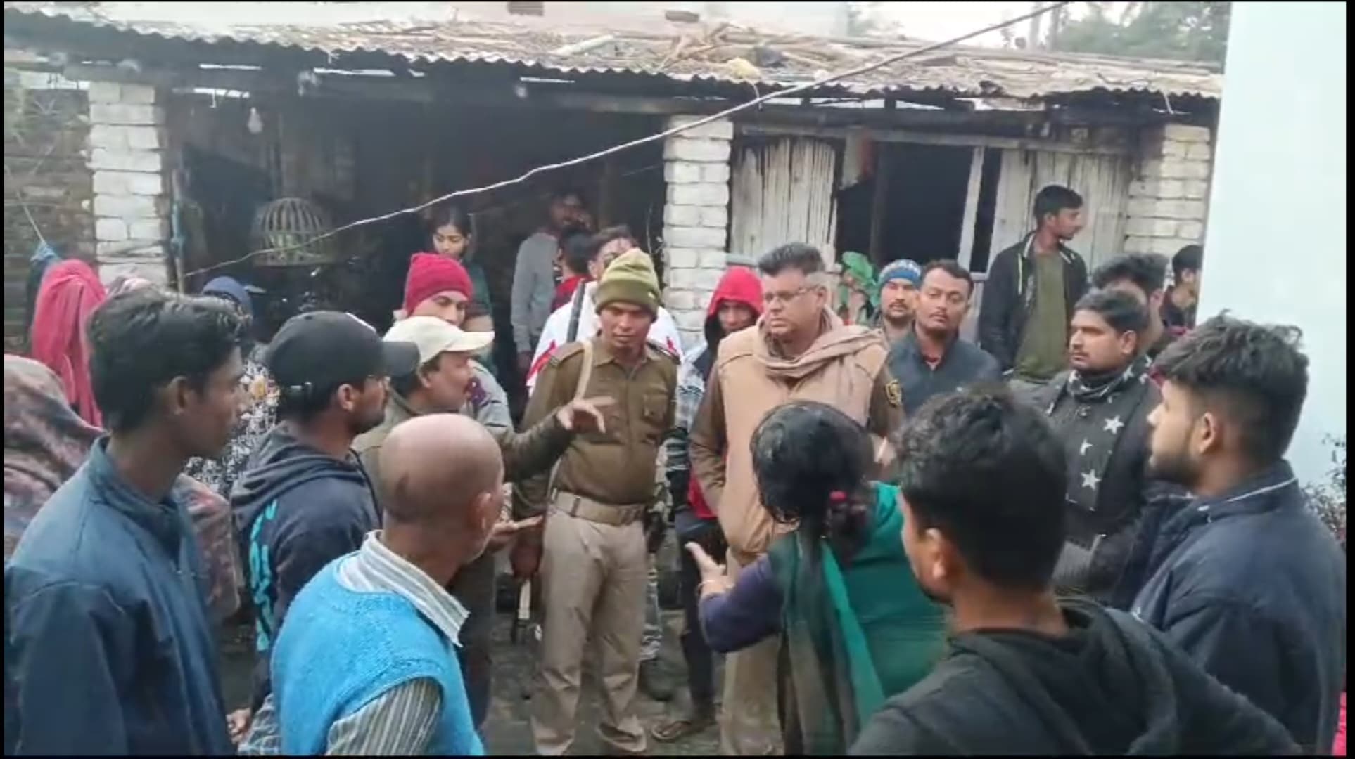 संदिग्ध स्थिति में महिला की मौत, परिजनों ने ससुराल वाले पर लगाया हत्या का आरोप