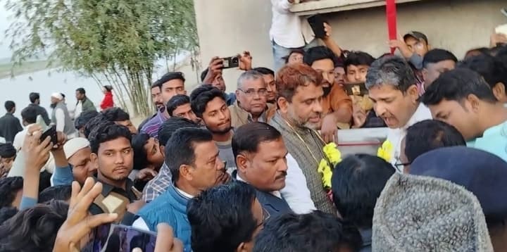 सांसद ने खाड़ी व रसेली पुनरीक्षित पुल का किया शिलान्यास