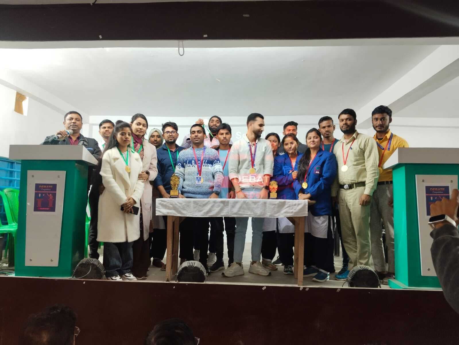 बीएड कॉलेज निस्ता में छात्रों के बीच सोशल मीडिया पर डिबेट प्रतियोगिता आयोजित