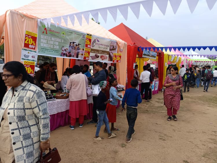 Ranchi news : फार्मर्स मार्केट में खूब बिके ऑर्गेनिक उत्पाद