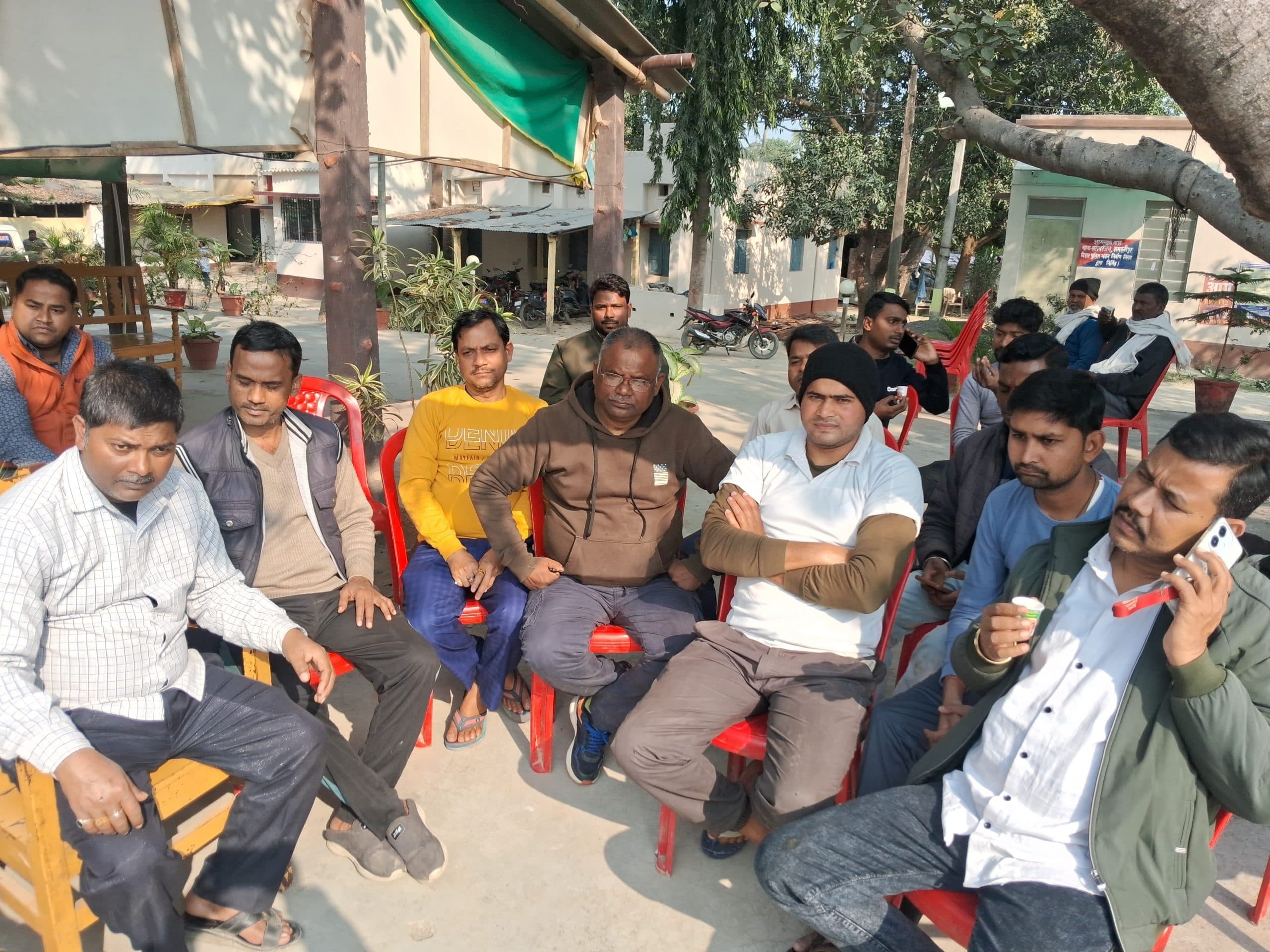 दुकानों में सीसीटीवी कैमरा दुरुस्त करने का निर्देश