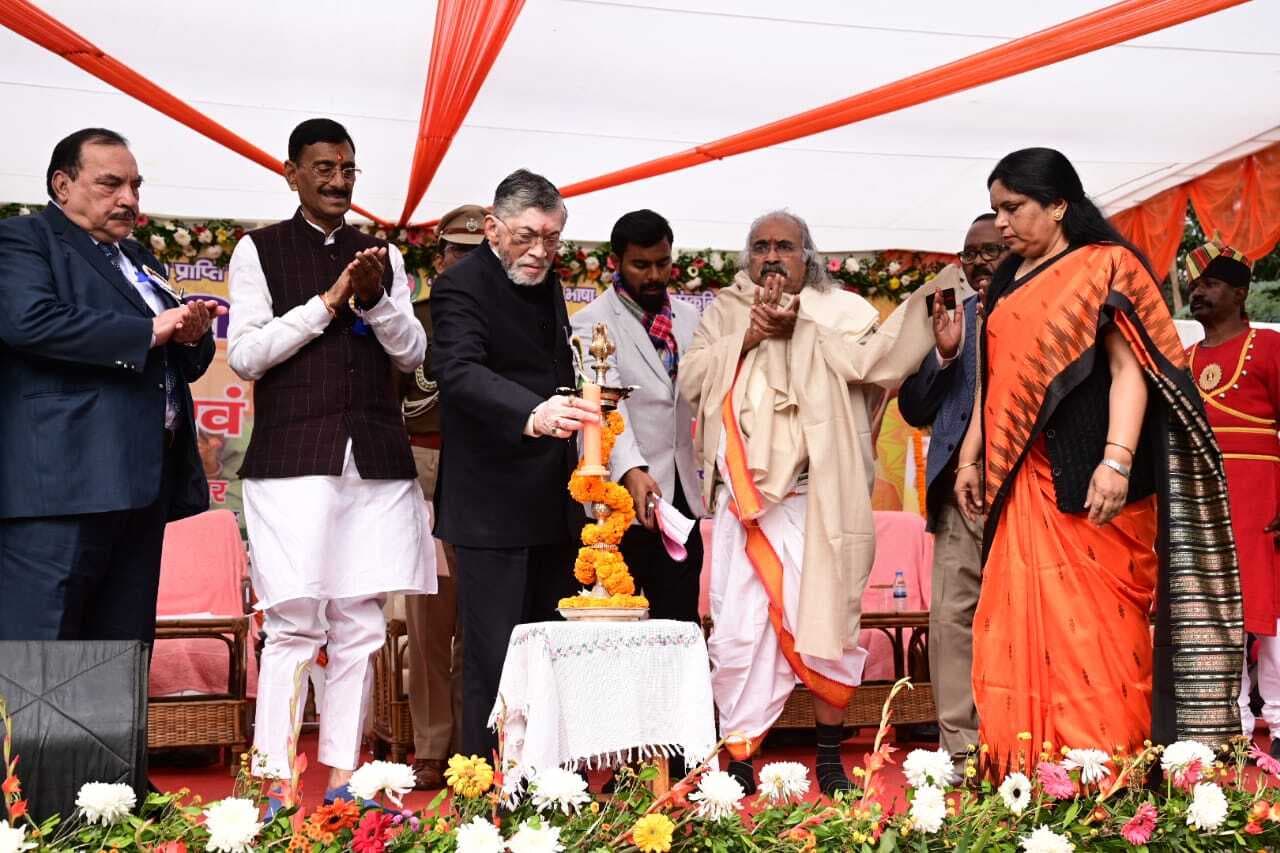 Ranchi News : स्वामी विवेकानंद के विचारों को आत्मसात करें : राज्यपाल