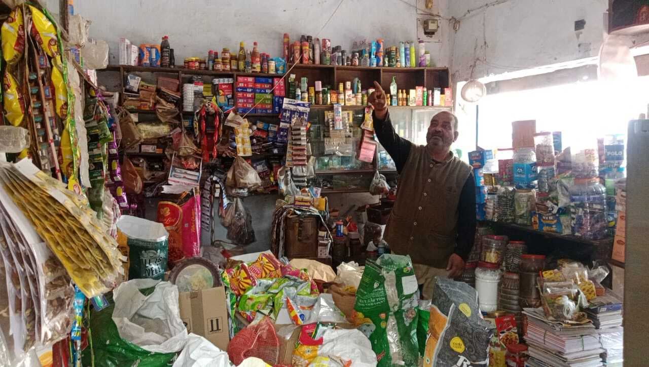 Jamshedpur News : बागबेड़ा में दुकान का ताला तोड़कर नकद और सामान की चोरी