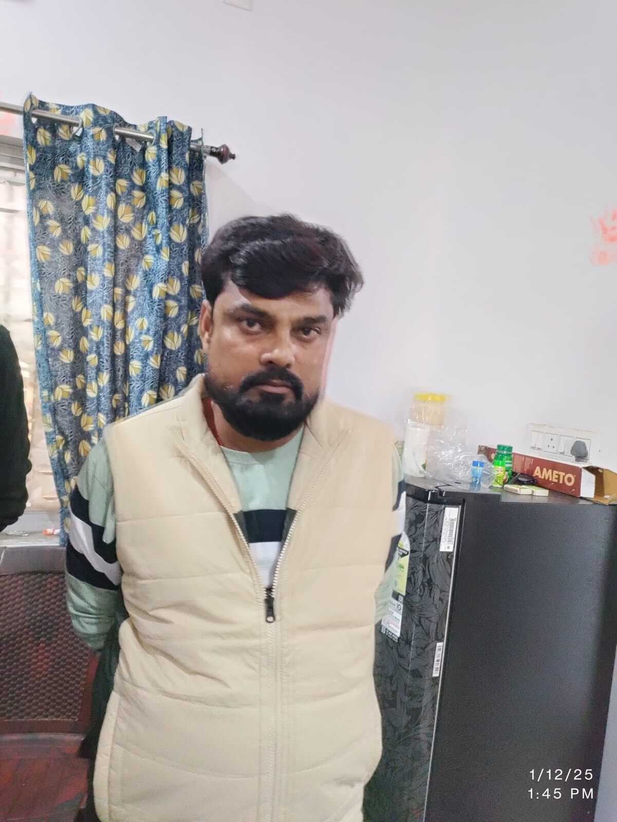 Patna News : हत्या के मामले में फरार इनामी अजय राय हजारीबाग से गिरफ्तार