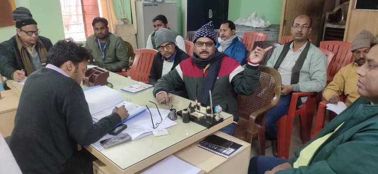 हेल्थ एंड वैलनेस सेंटर के निर्माण के लिए जमीन उपलब्ध कराने की मांग