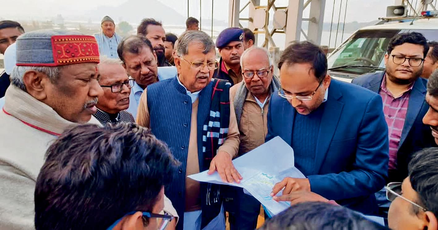 डीएम ने मुहाने नदी परियोजना का किया निरीक्षण