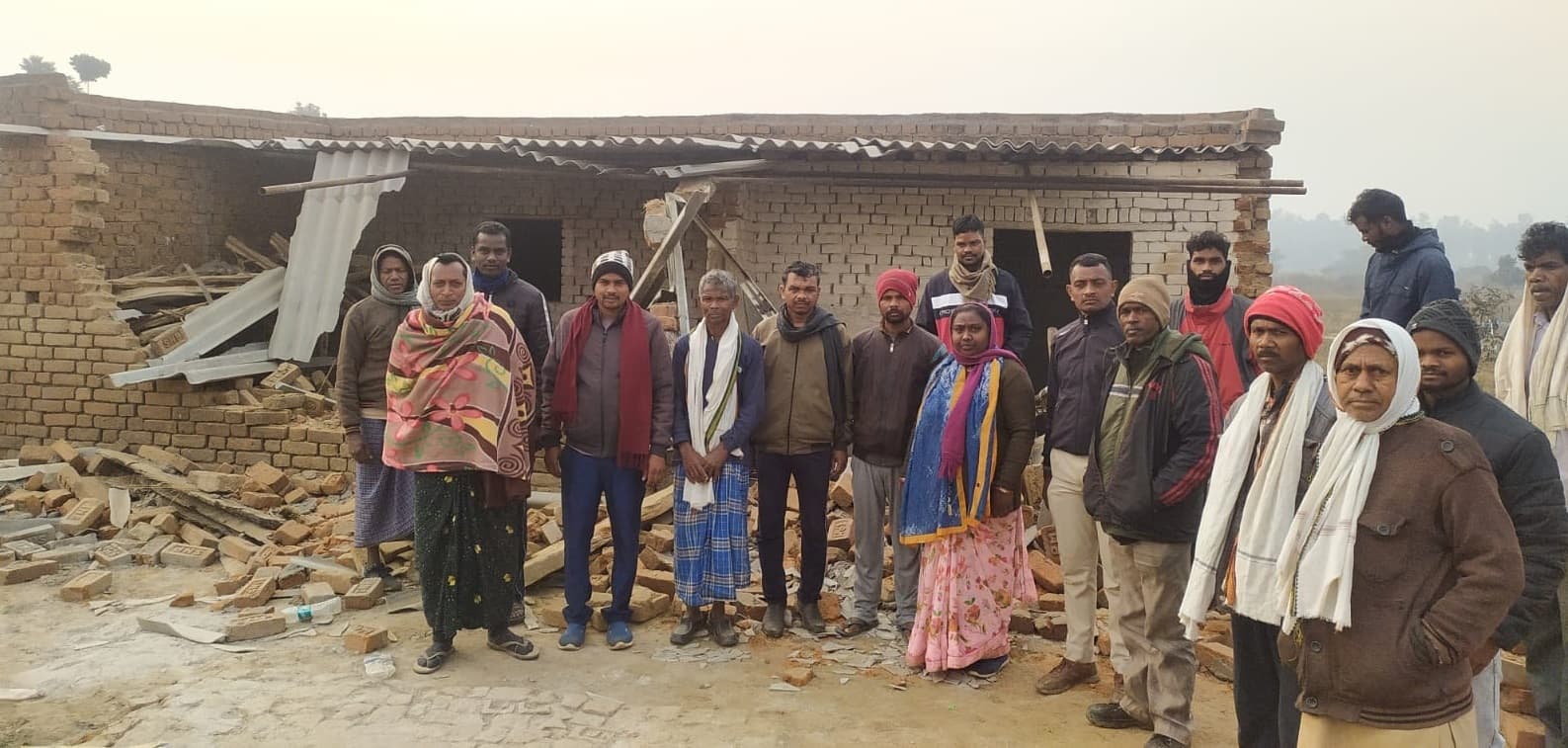 Bokaro News : हाथियों ने लाखों की फसल की बर्बाद, कच्चा मकान तोड़ा