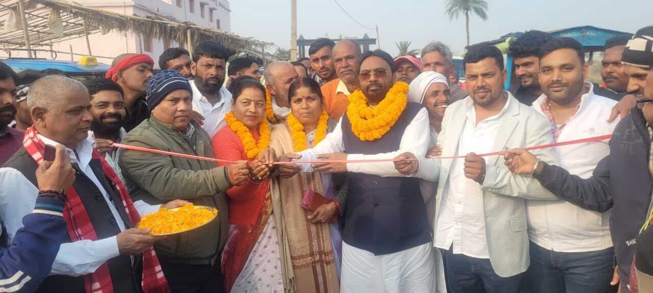 Deoghar News : मकर संक्रांति पर तपोवन में लगा मेला, विधायक ने किया उद्घाटन