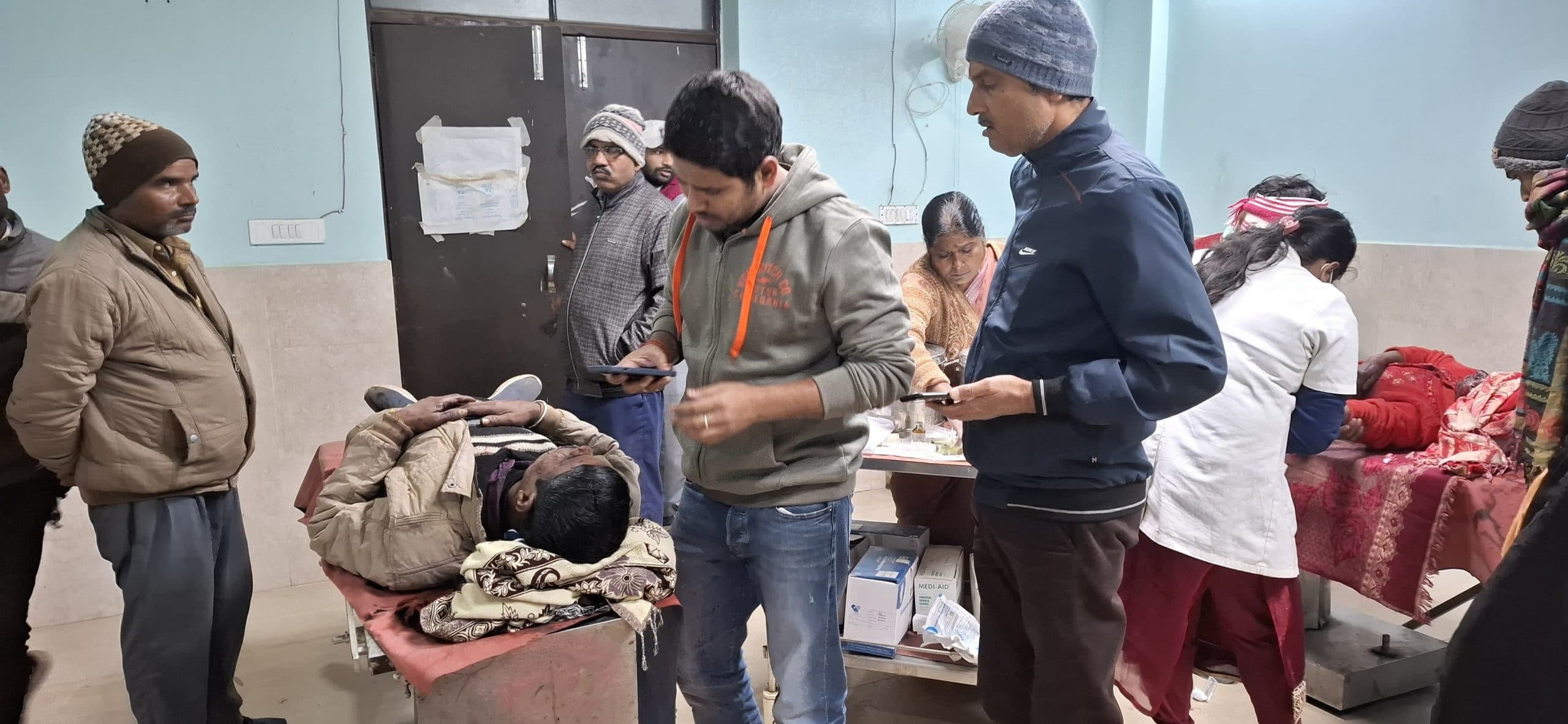 ऑटो पलटने से तीन महिला समेत पांच लोग गंभीर रूप से जख्मी,  रेफर