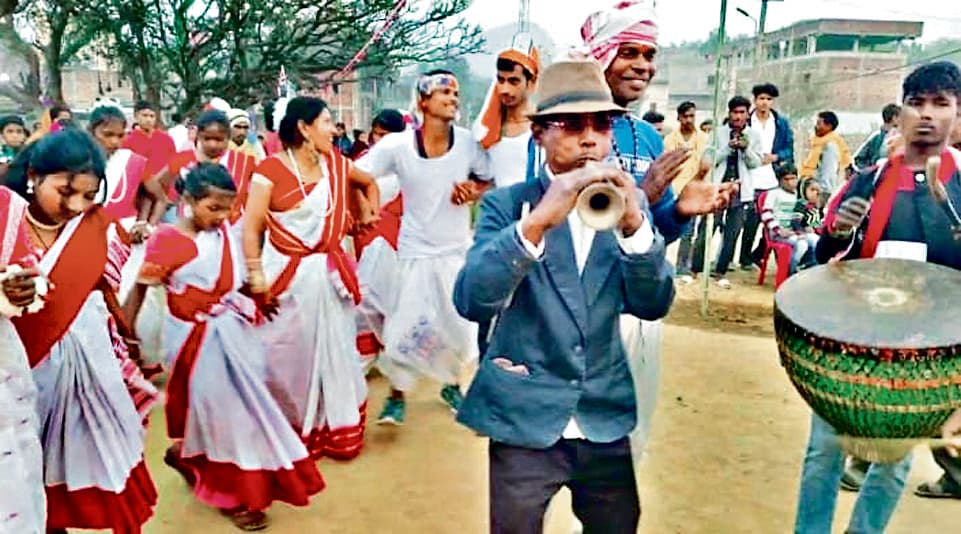 Ranchi News : मकर संक्रांति सह जतरा में जुटे सरना धर्मावलंबी