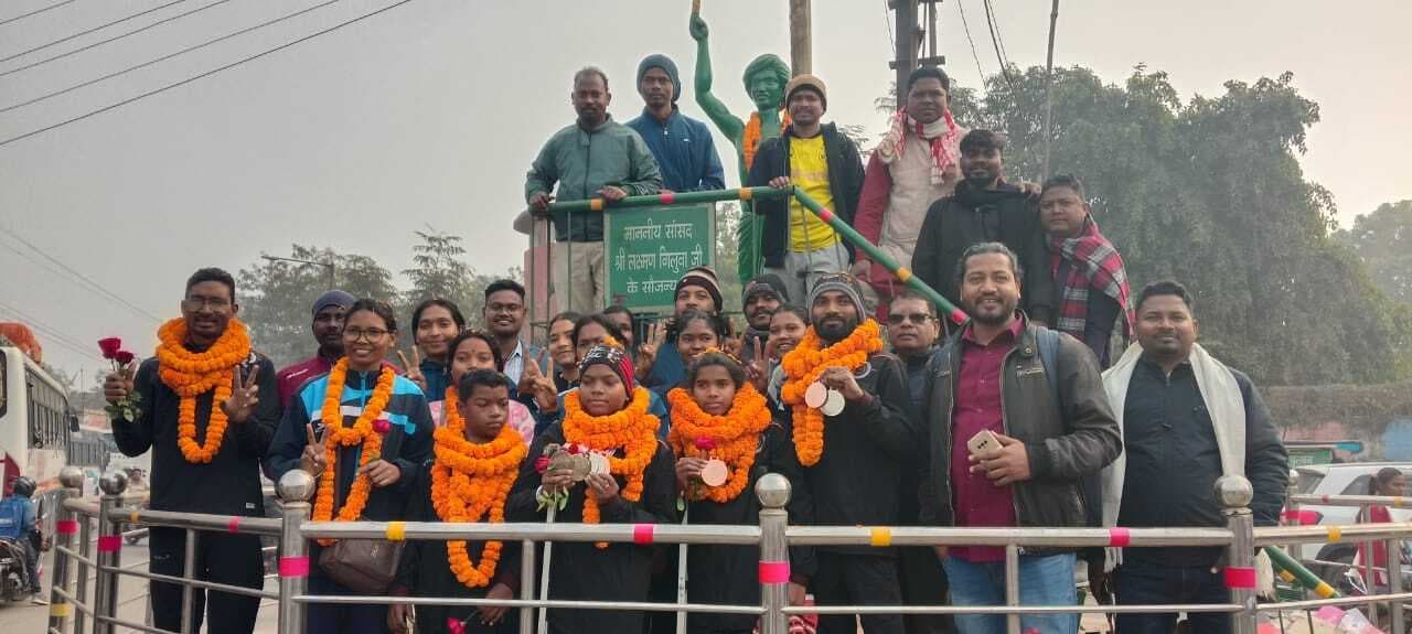 Chaibasa News : प सिंहभूम के तीरंदाजों ने जयपुर में 11 पदक जीत बढ़ाया राज्य का मान