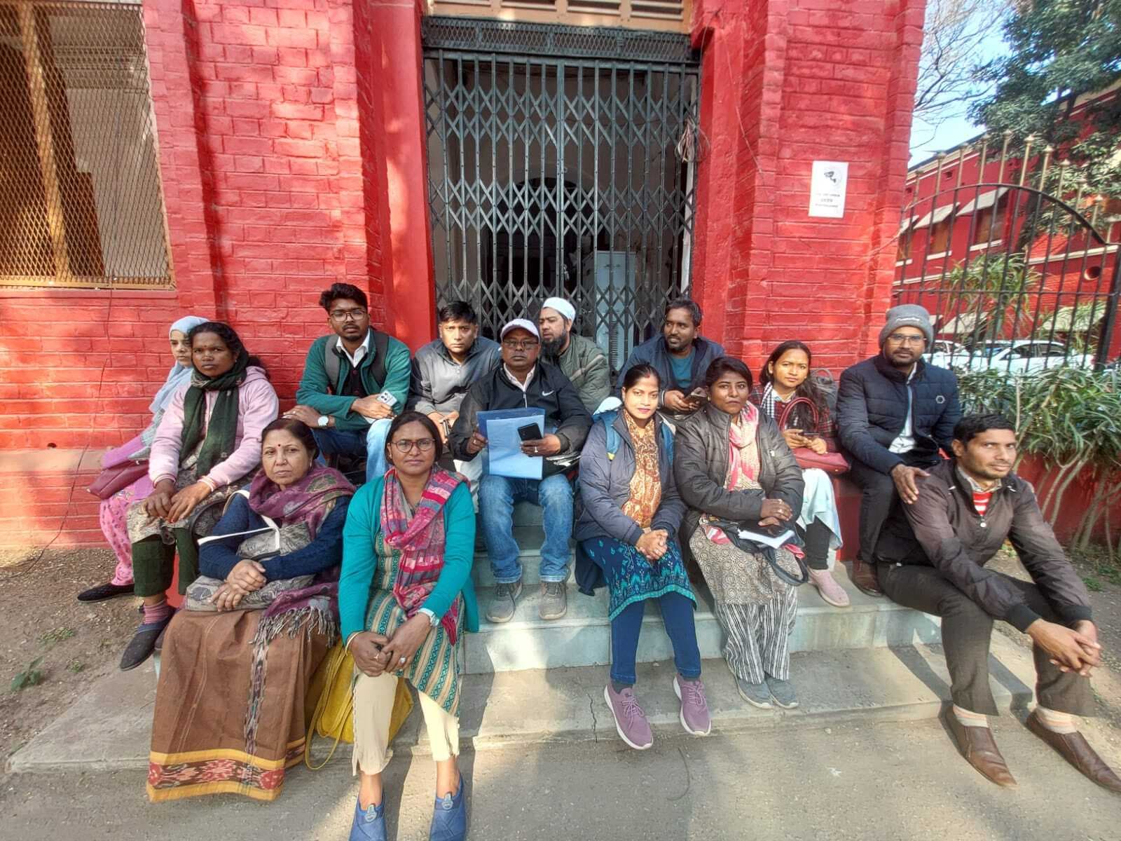 RU News : नीड बेस्ड टीचर नियुक्ति में अतिथि शिक्षकों नहीं दी जा रही प्राथमिकता, जताया विरोध