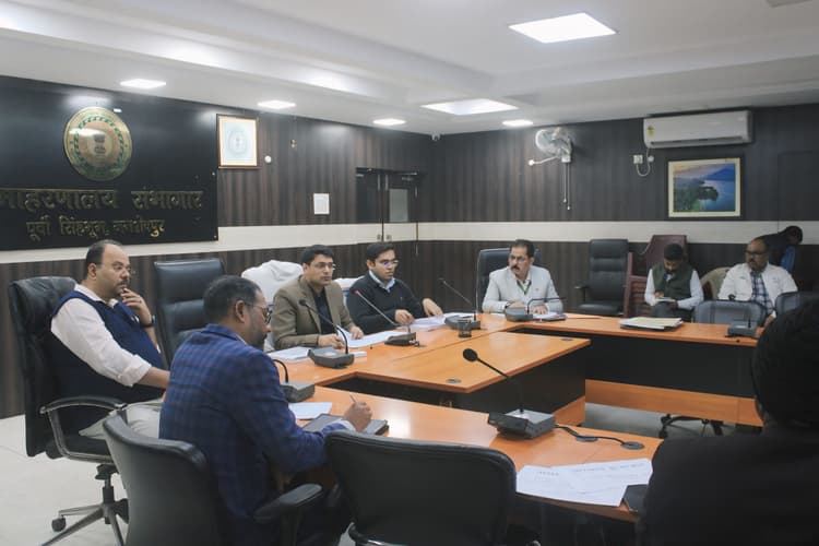 Jamshedpur news. एमपी-एमएलए फंड की 657 योजनाओं में से 331 विवाद तथा एनओसी के कारण लंबित