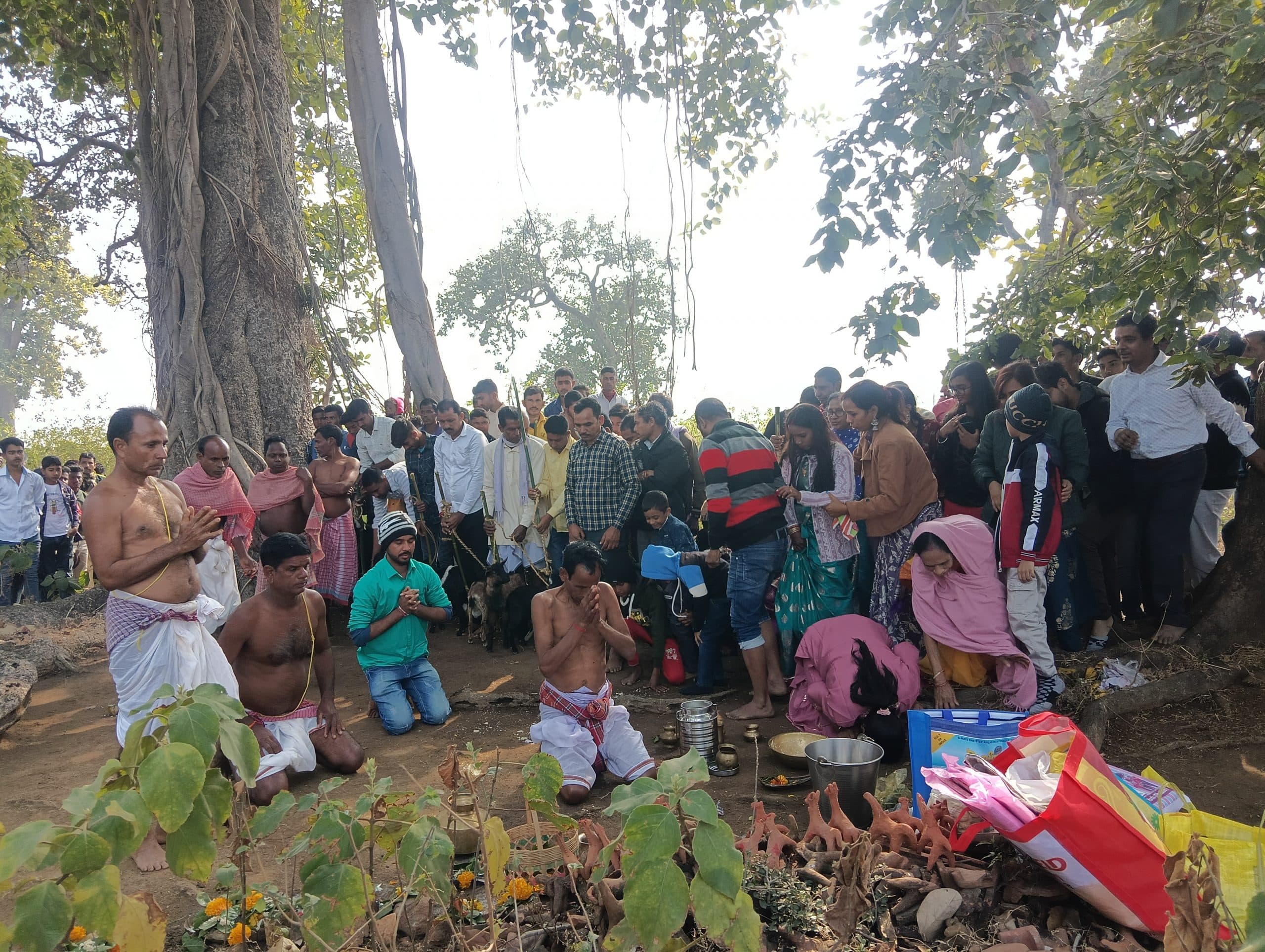 श्रीपुर के वसुमति थान में आखान पूजा आयोजित