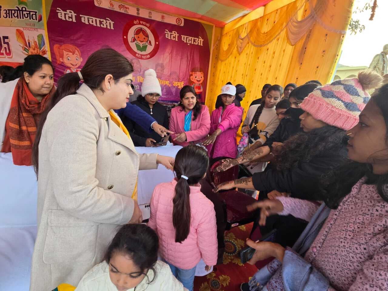 मकर संक्रांति महोत्सव में बेटियों का रहा जलवा