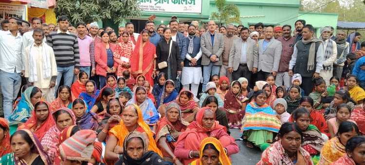 D0ghar news : फसलों का बेहतरीन प्राकृतिक उत्पादन कर प्रदर्शन करने वाले 70 किसानों को दिये गये पुरस्कार