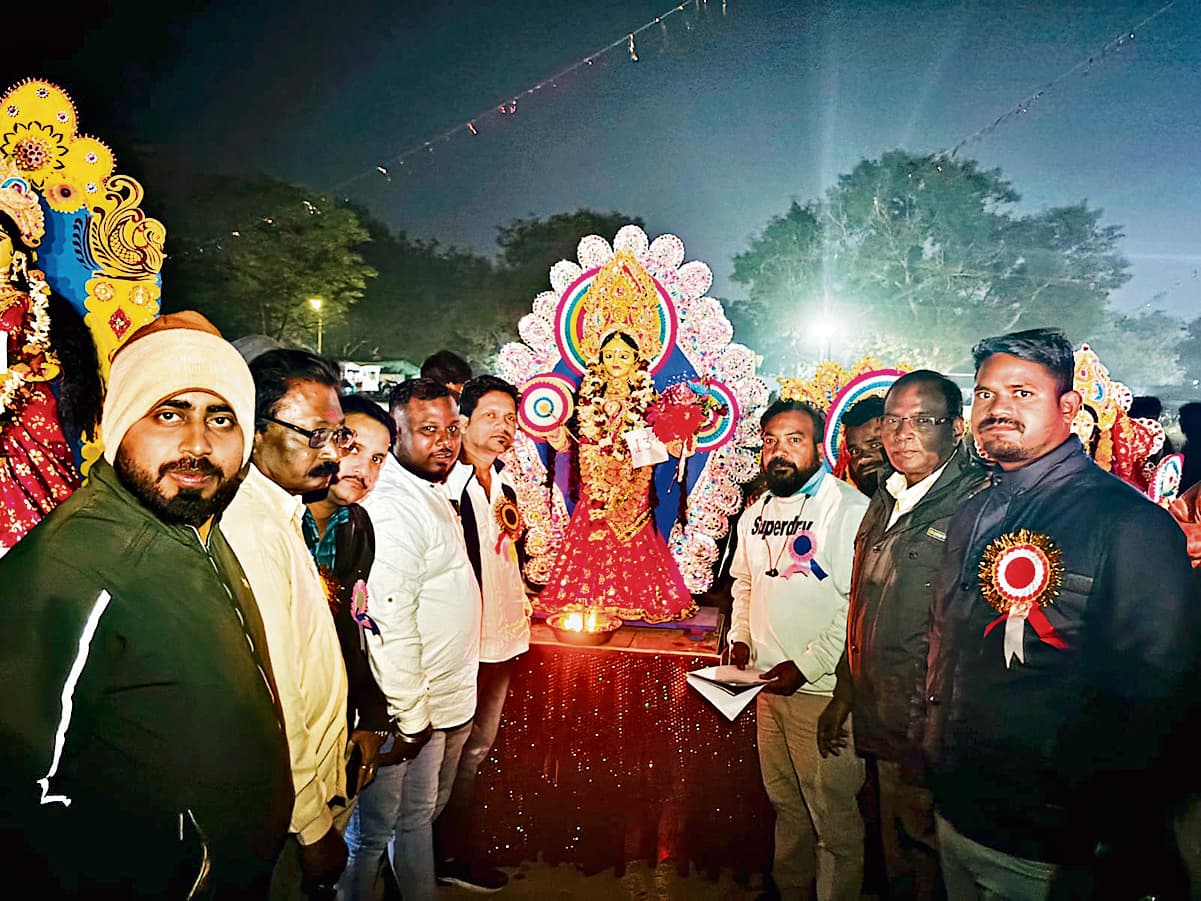 Rourkela News: वीर बिरसा मुंडा तिलकानगर की टुसू प्रतिमा को मिला प्रथम पुरस्कार