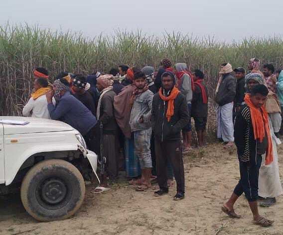 अज्ञात युवती की हत्या कर गन्ने के खेत में फेंकी लाश, जांच शुरू