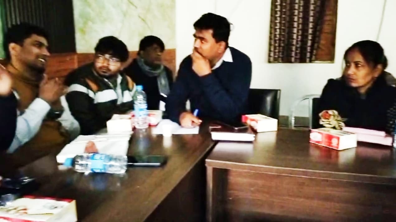 पंस की बैठक में उठा राशन कार्ड नहीं बनने का मुद्दा