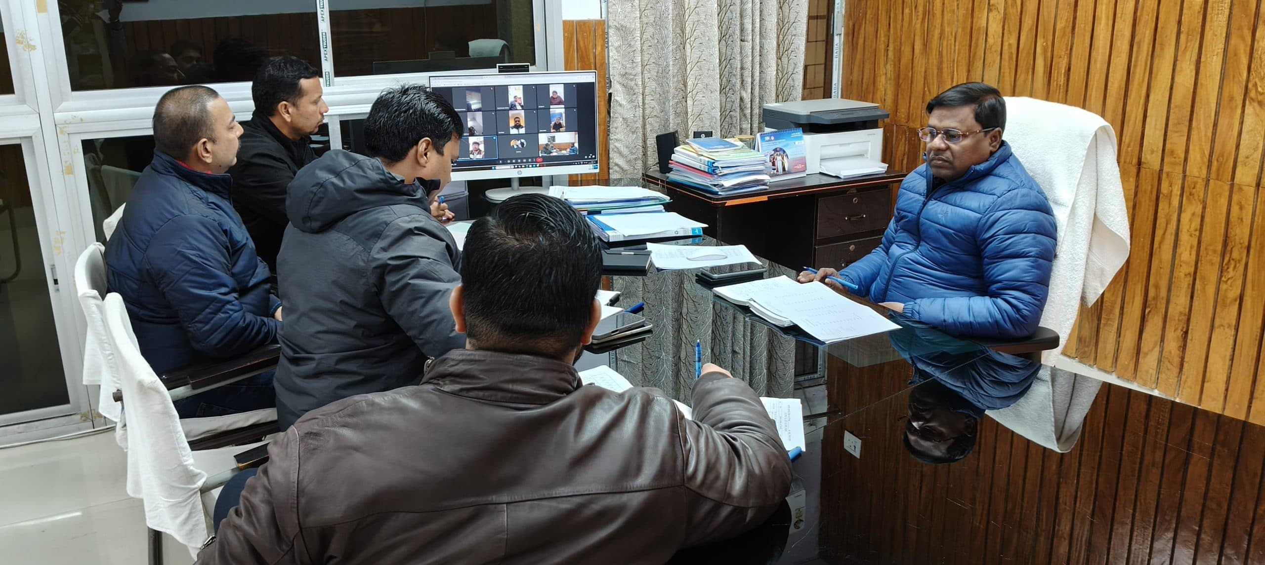 दाखिल-खारिज व भू-मापी प्रक्रिया में तेजी लाएं