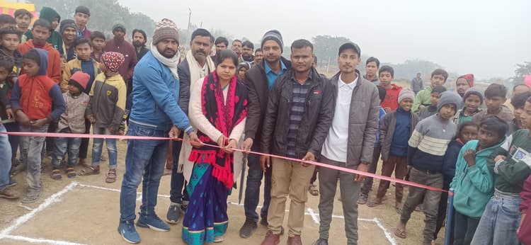 Madhubani News : यूथ क्लब खजौली की टीम 123 रन से विजयी