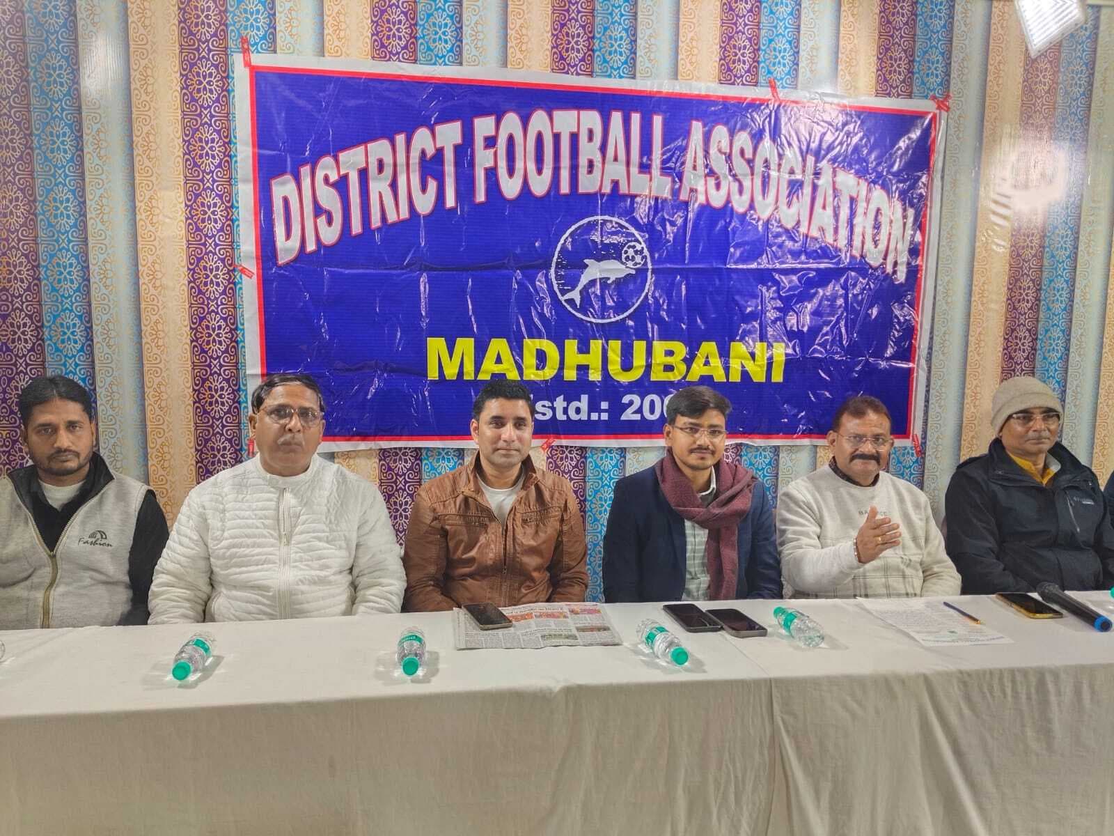 Madhubani News : कल से होगी सीनियर फुटबॉल लीग प्रतियोगिता की शुरुआत