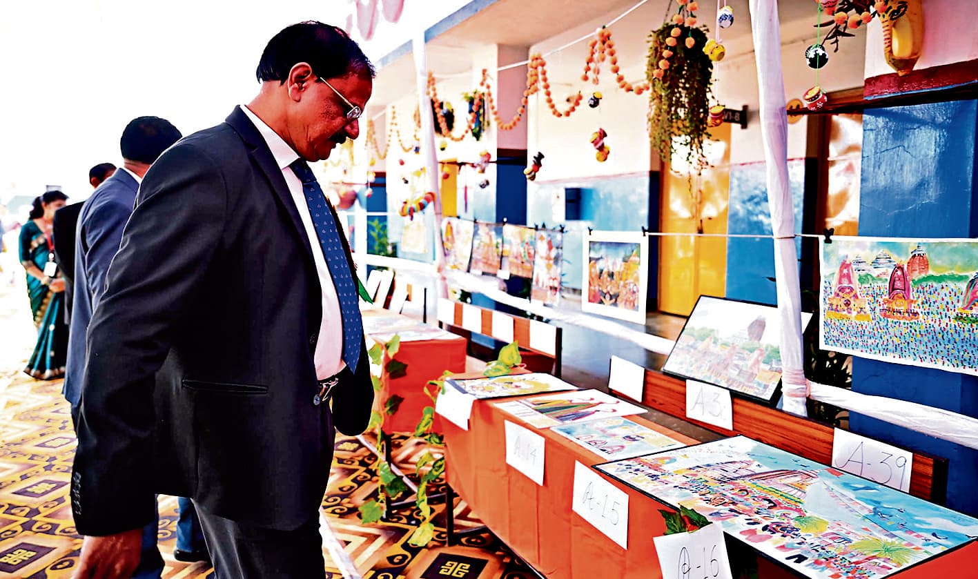 इस्पात इंग्लिश मीडियम स्कूल की विज्ञान, कला एवं शिल्प प्रदर्शनी में 300 छात्रों ने लिया भाग