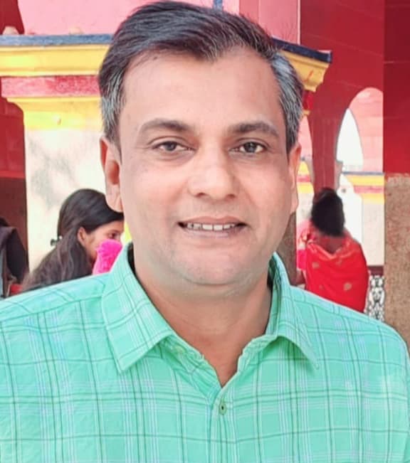 वेतन नहीं मिलने से जिले के आठ हजार शिक्षक संकट में