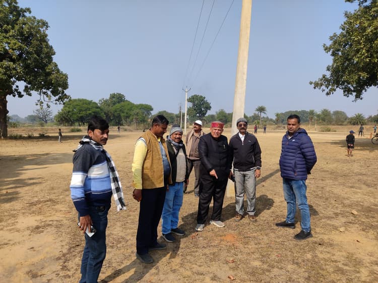 Jamui news : महाविद्यालय भवन बनाने को लेकर जांच की गयी मिट्टी