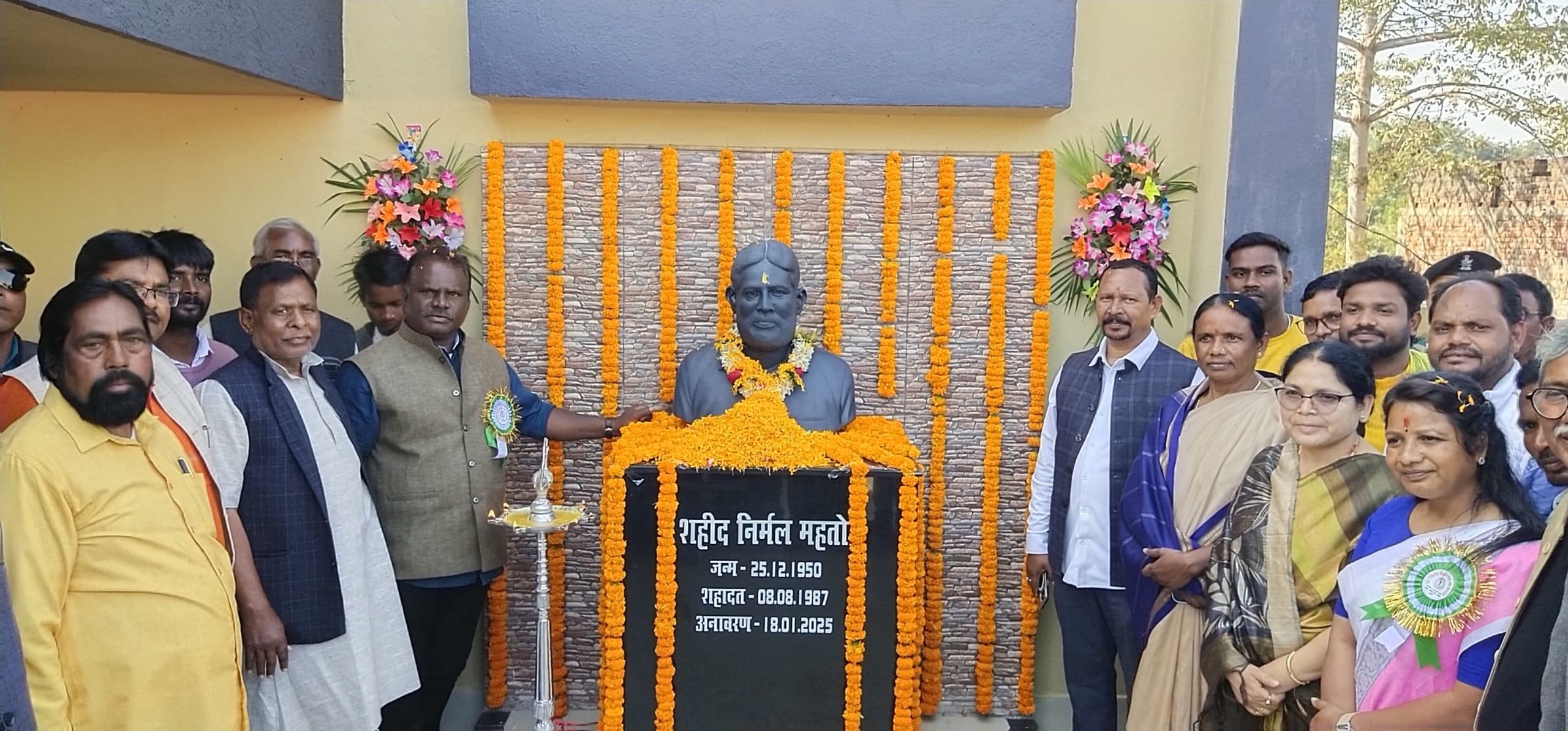 Chaibasa News : निर्मल महतो की जीवनी से प्रेरणा लें युवा : शैलेंद्र महतो