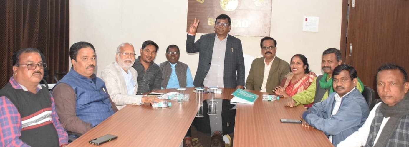 Bokaro News : अंतिम वर्ग तक पहुंचेगी झामुमो की विचारधारा : डॉ रतनलाल