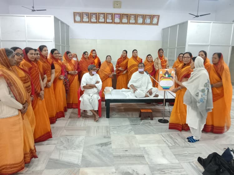 सेवा सबसे बड़ा धर्म है:- मुनिश्री आनंद कुमार