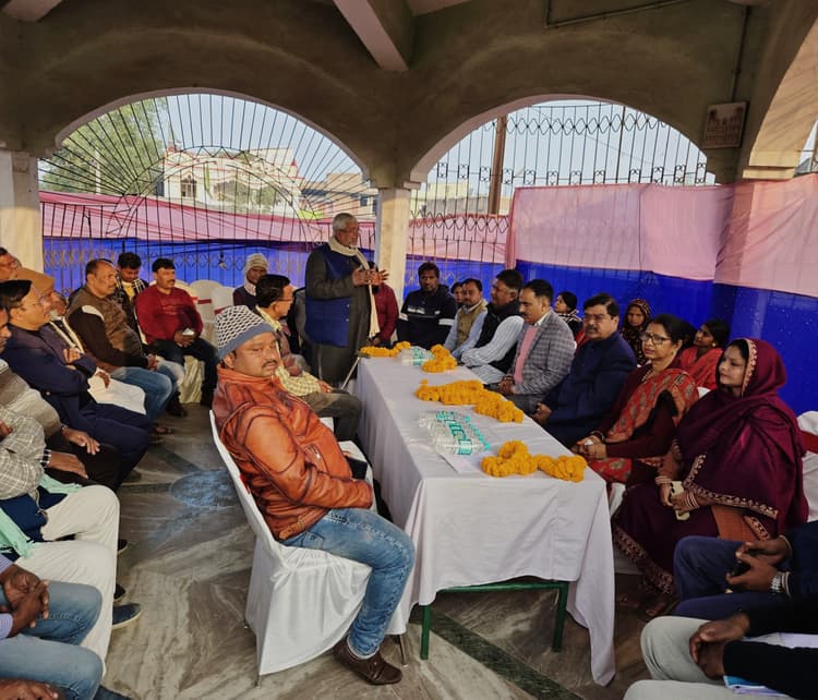 सीएम के कटिहार आगमन को लेकर महापौर ने की बैठक