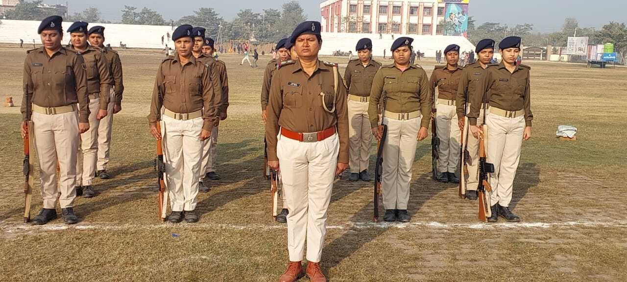 Lakhisarai news : गणतंत्र दिवस को लेकर गांधी मैदान में किया गया पूर्वाभ्यास