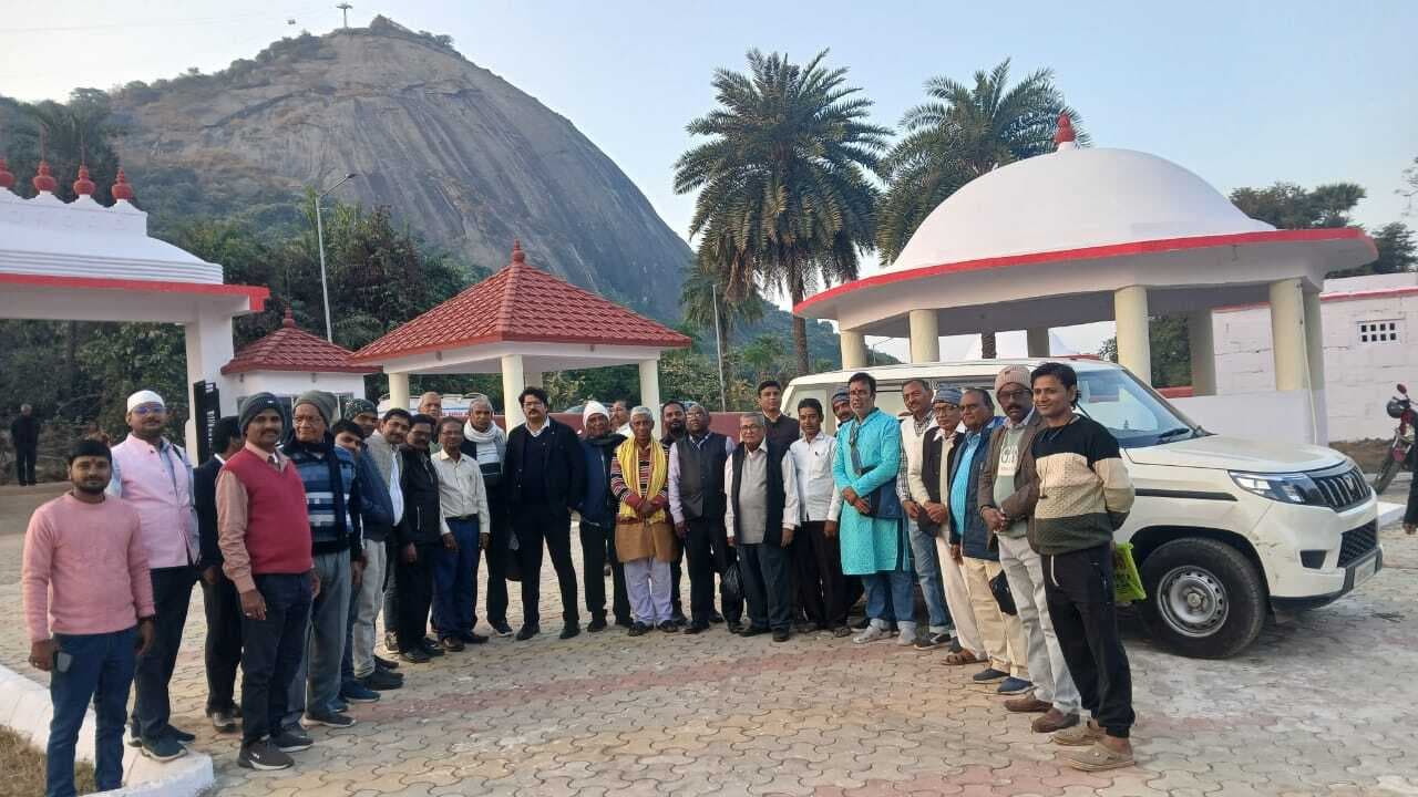 मंदार अमृत मंथन काव्यांजलि में कवियों ने दी काव्य की प्रस्तुति