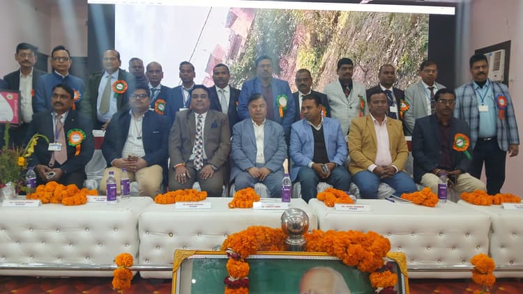 Gaya News : होमियोपैथिक में मानसिक रोग का अच्छा इलाज संभव